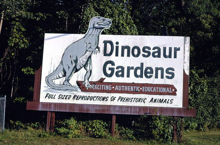 Dinosaur Gardens - Sign
